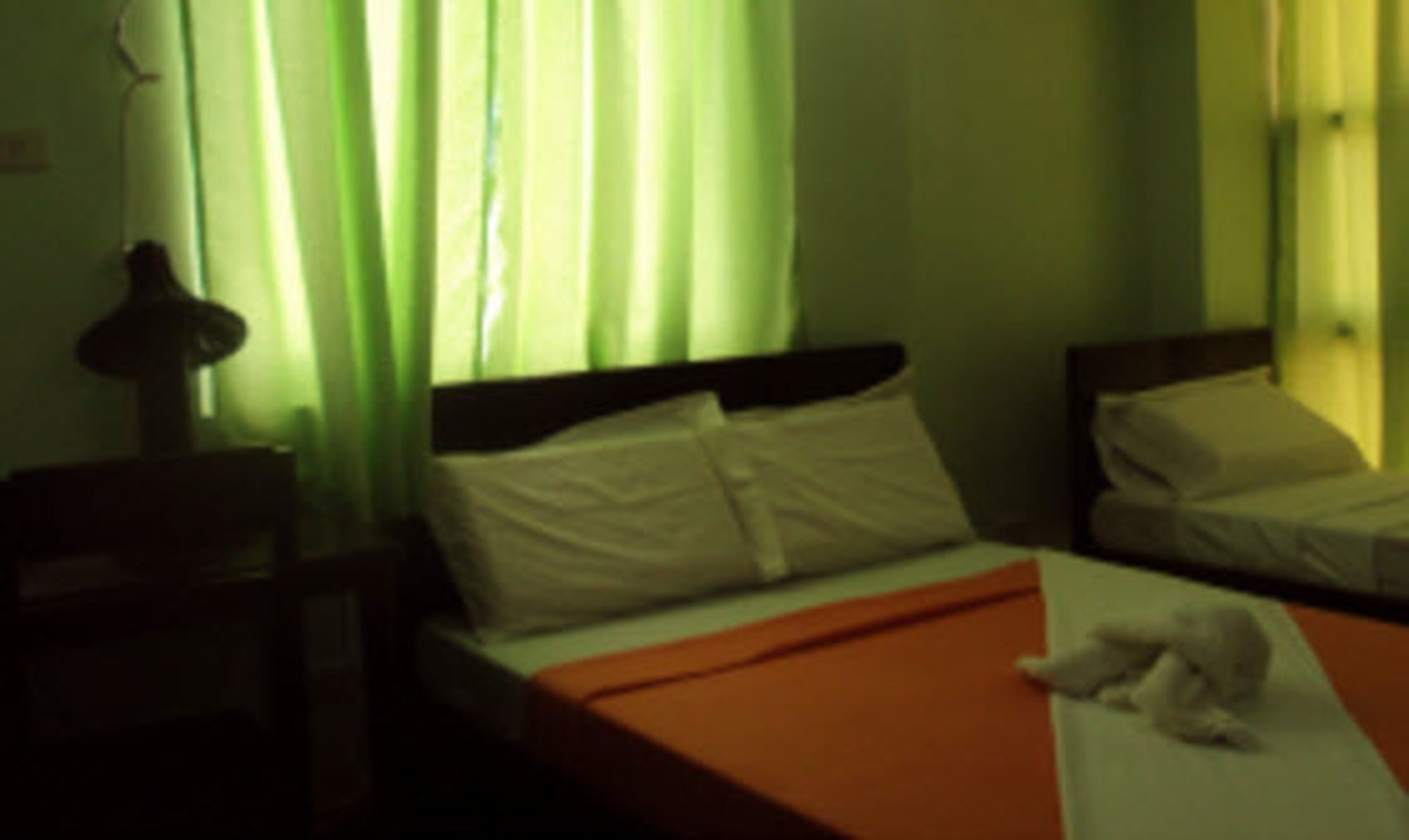 Oyo 573 Voyagers Palace Puerto Princesa Esterno foto